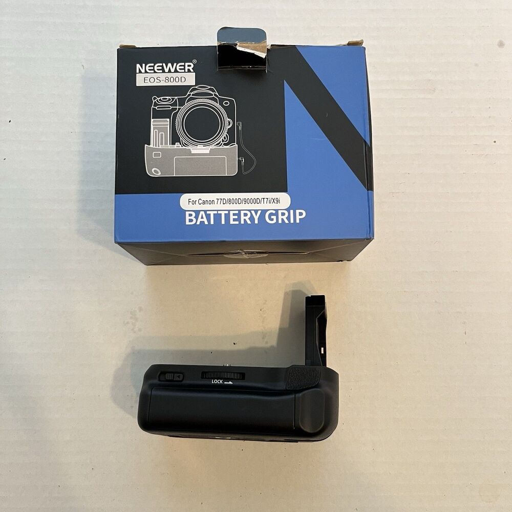 Neewer Grip For Canon EOS 77D 800D 9000D T7i X9i Looks Unused